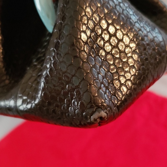 Nina Raye Genuine Crocodile Handbag & Wallet - PRICE is FIRM - Picture 8 of 8